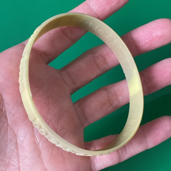 Army coyote tan “Support Our Veterans” silicone bracelet - Picture 8 of 10